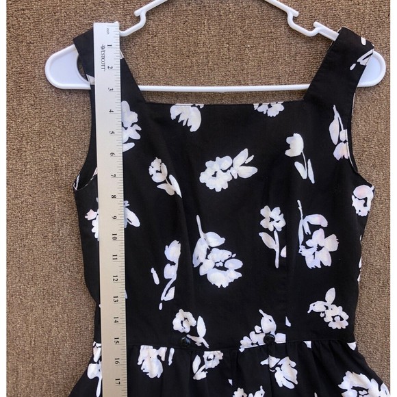 VTG Lang originals USA pinup dress 6/8 black white floral cotton fit and flare - Picture 2 of 9